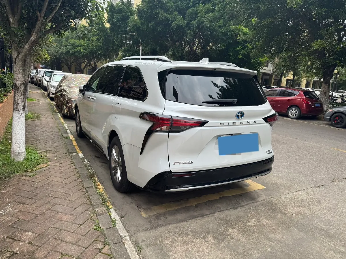 2021 Toyota Sienna 2.5L 192HP L4 E-CVT Hybrid,autocango,china used car exporter,china ev exporter,chinese used car exporter,chinese used ev exporter