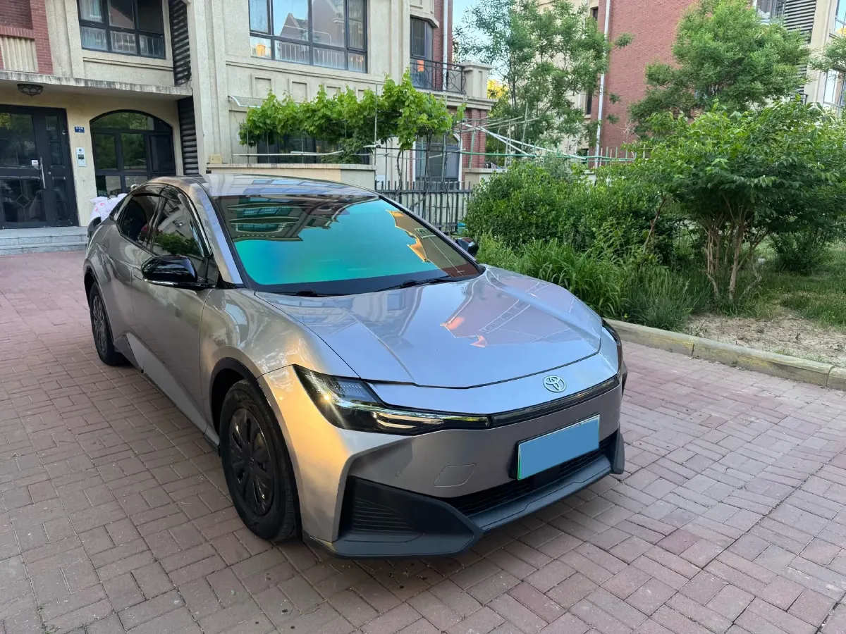 2023 Toyota bZ3 BEV 49.92KWH,autocango,china used car exporter,china ev exporter,chinese used car exporter,chinese used ev exporter