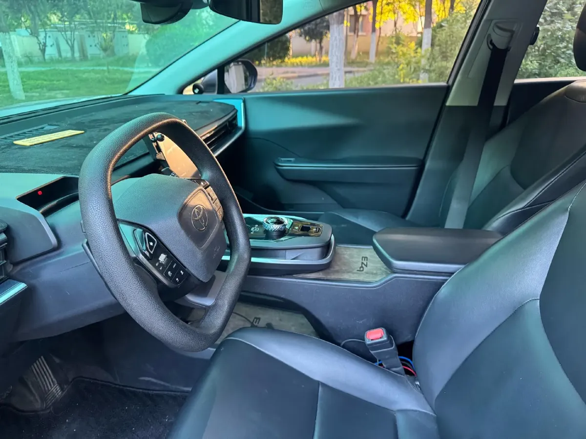 2023 Toyota bZ3 BEV 49.92KWH,autocango,china used car exporter,china ev exporter,chinese used car exporter,chinese used ev exporter