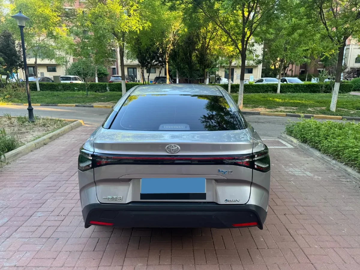 2023 Toyota bZ3 BEV 49.92KWH,autocango,china used car exporter,china ev exporter,chinese used car exporter,chinese used ev exporter