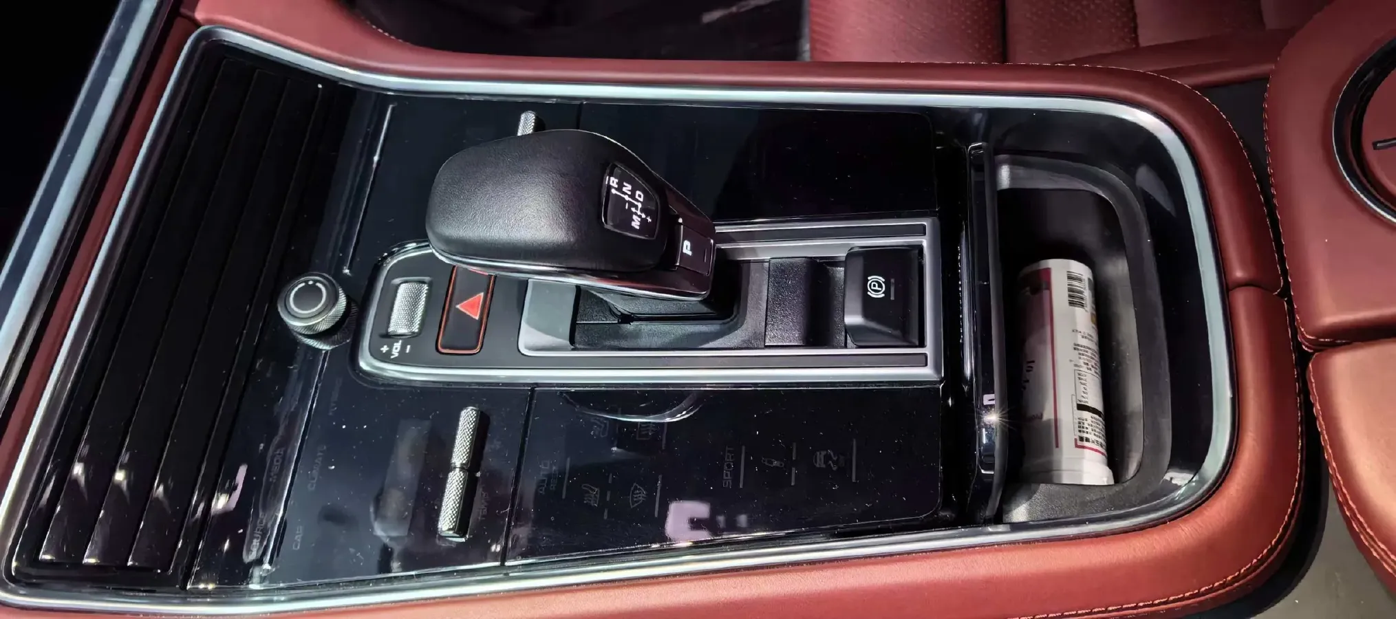 2021 Porsche Panamera 2.9T 330HP V6 8DCT,autocango,china used car exporter,china ev exporter,chinese used car exporter,chinese used ev exporter