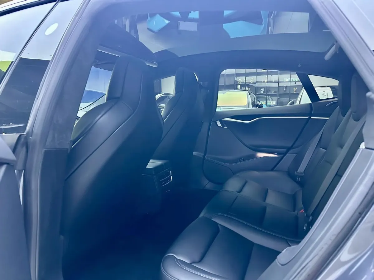 2017 Tesla Model S BEV 75KWH,autocango,china used car exporter,china ev exporter,chinese used car exporter,chinese used ev exporter