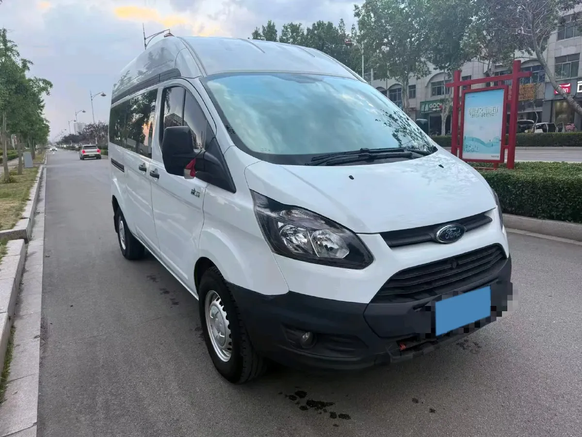 2020 Ford Transit 2.0T 121HP L4 5MT,autocango,china used car exporter,china ev exporter,chinese used car exporter,chinese used ev exporter