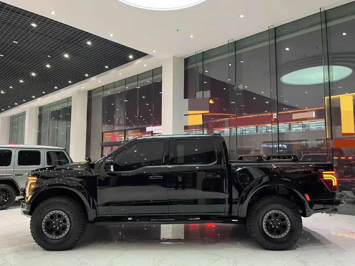 2020 YuTong T7 2AT BEV 155.59KWH,autocango,china used car exporter,china ev exporter,chinese used car exporter,chinese used ev exporter