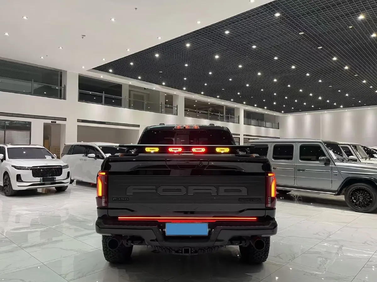 2020 YuTong T7 2AT BEV 155.59KWH,autocango,china used car exporter,china ev exporter,chinese used car exporter,chinese used ev exporter