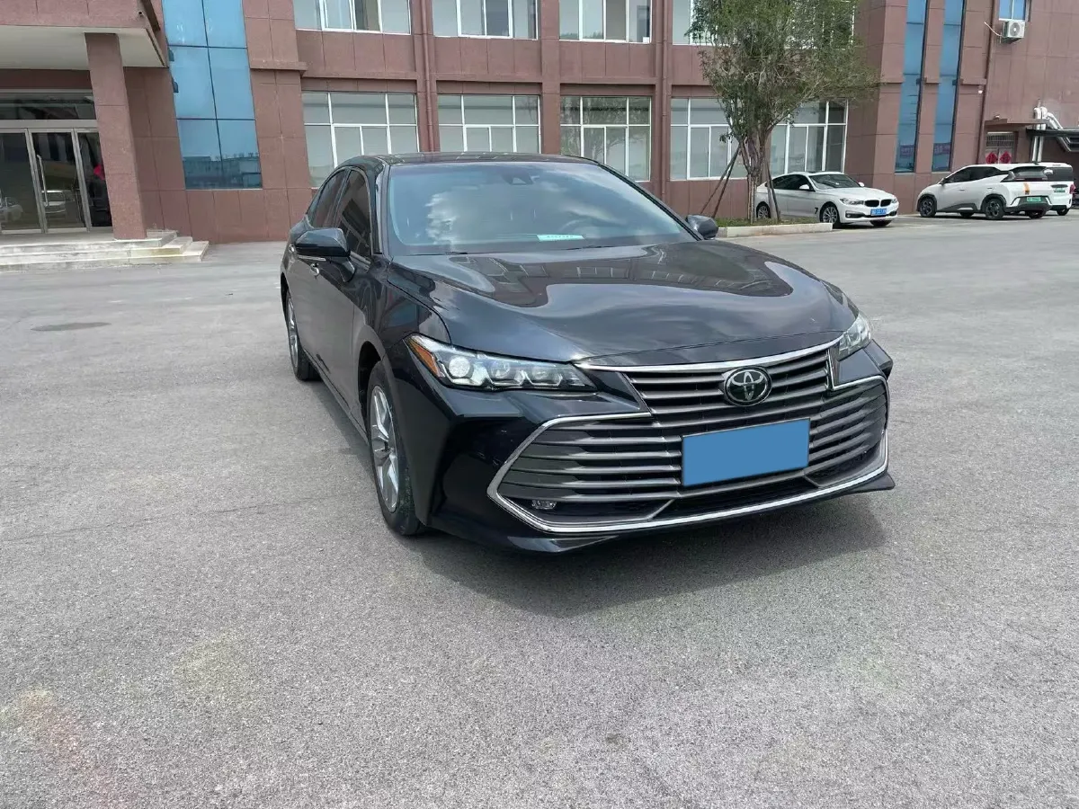 2021 Toyota Avalon 2.5L 209HP L4 8AT,autocango,china used car exporter,china ev exporter,chinese used car exporter,chinese used ev exporter