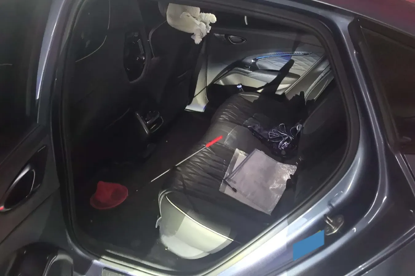 2022 AITO AITO M5 Range Extended 125HP REEV 40KWH,autocango,china used car exporter,china ev exporter,chinese used car exporter,chinese used ev exporter