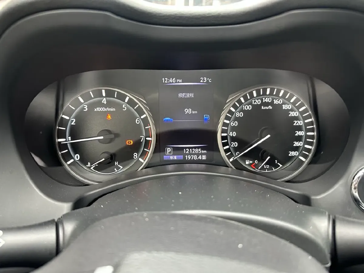 2018 Jeep Grand Commander 2.0T 265HP L4 9AT,autocango,china used car exporter,china ev exporter,chinese used car exporter,chinese used ev exporter
