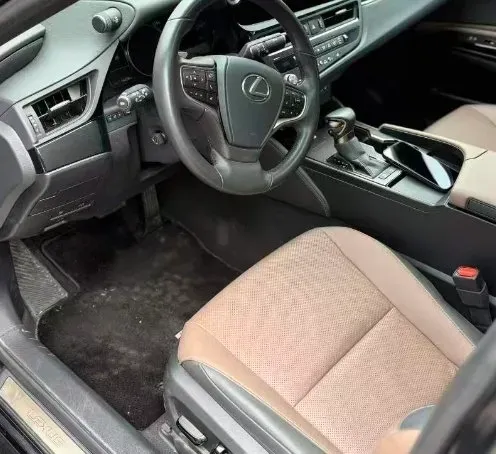 2023 Lexus ES 2.0L 173HP L4 CVT,autocango,china used car exporter,china ev exporter,chinese used car exporter,chinese used ev exporter