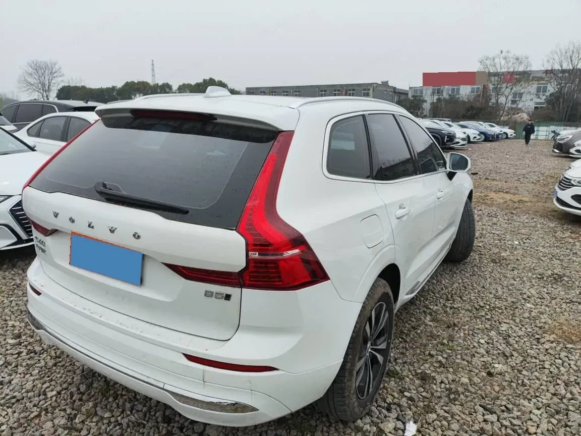 2023 Volvo S60 2.0T 197HP L4 7DCT,autocango,china used car exporter,china ev exporter,chinese used car exporter,chinese used ev exporter