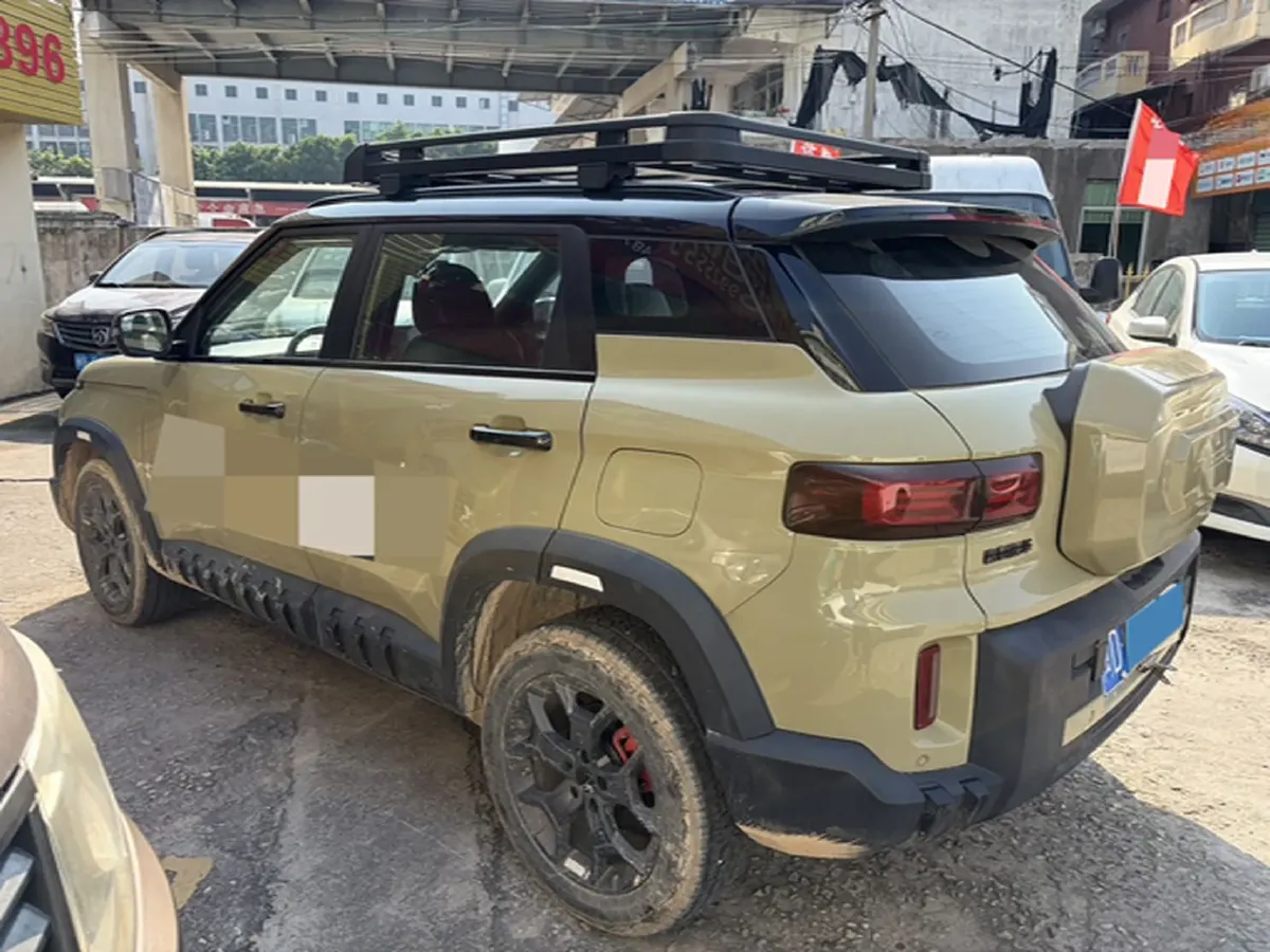 2025 Geely Cowboy 1.5T 181HP L4 7DCT,autocango,china used car exporter,china ev exporter,chinese used car exporter,chinese used ev exporter