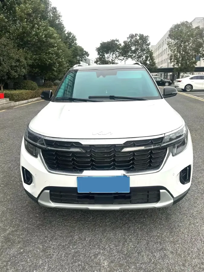 2023 Kia Seltos 1.5L 115HP L4 CVT,autocango,china used car exporter,china ev exporter,chinese used car exporter,chinese used ev exporter