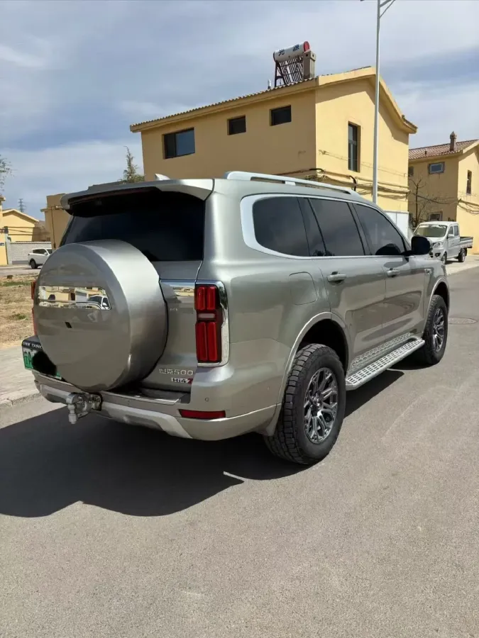 2026 Tank 500 2.0T 252HP L4 3DHT PHEV,autocango,china used car exporter,china ev exporter,chinese used car exporter,chinese used ev exporter