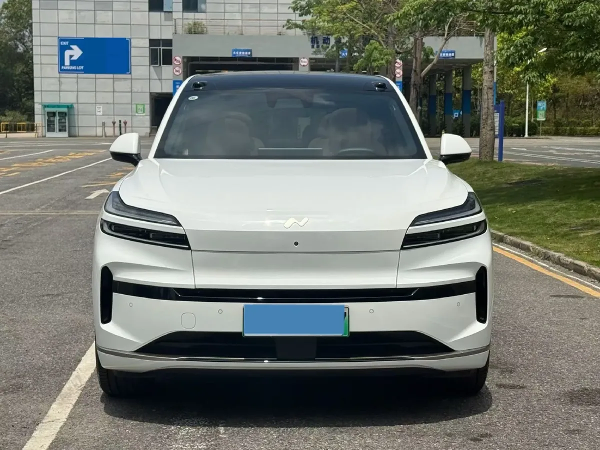 2025 ONVO L90 BEV,autocango,china used car exporter,china ev exporter,chinese used car exporter,chinese used ev exporter