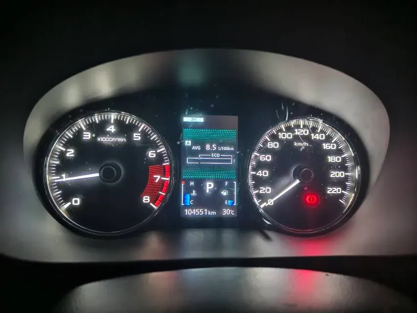 2019 Mitsubishi Pajero 3.0L 209HP V6 8AT,autocango,china used car exporter,china ev exporter,chinese used car exporter,chinese used ev exporter
