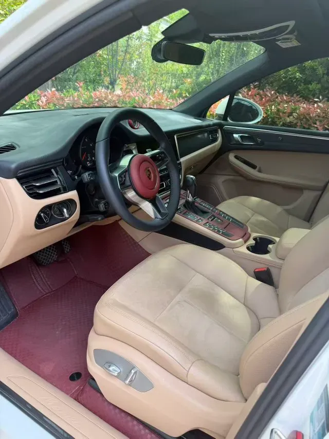 2021 Porsche Macan 2.0T 252HP L4 7DCT,autocango,china used car exporter,china ev exporter,chinese used car exporter,chinese used ev exporter