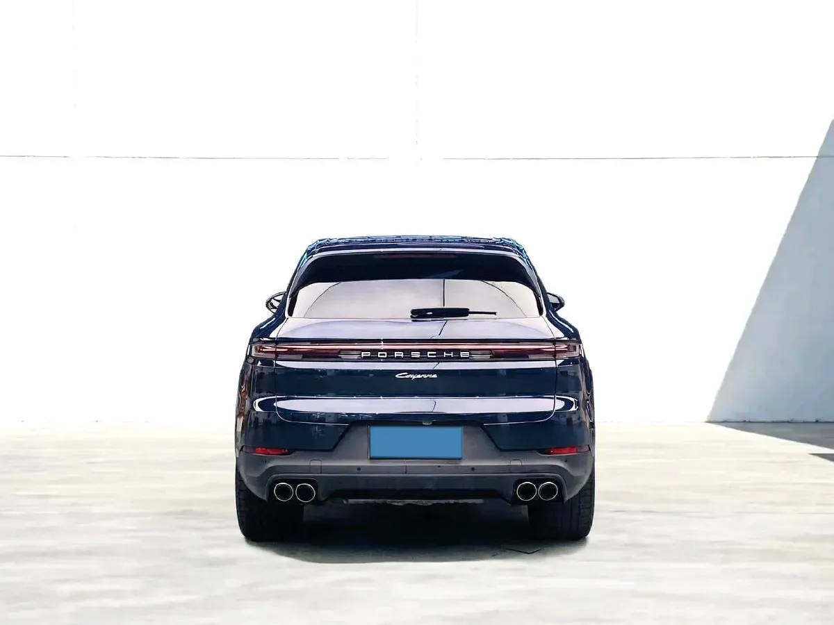 2024 Porsche Cayenne 3.0T 354HP V6 8AT,autocango,china used car exporter,china ev exporter,chinese used car exporter,chinese used ev exporter
