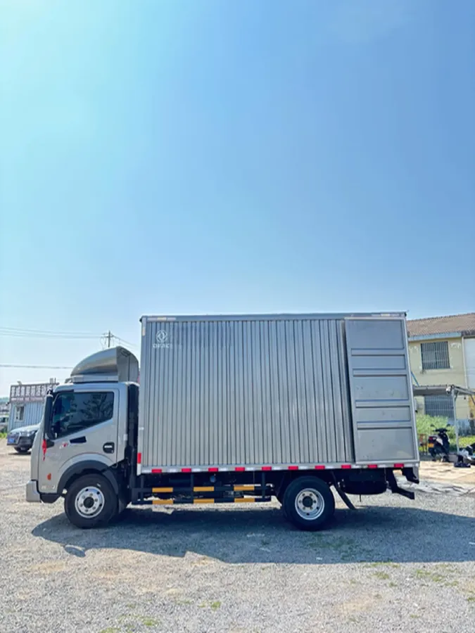 2018 Dongfeng RuiQi 2.4L 139HP L4 5MT,autocango,china used car exporter,china ev exporter,chinese used car exporter,chinese used ev exporter