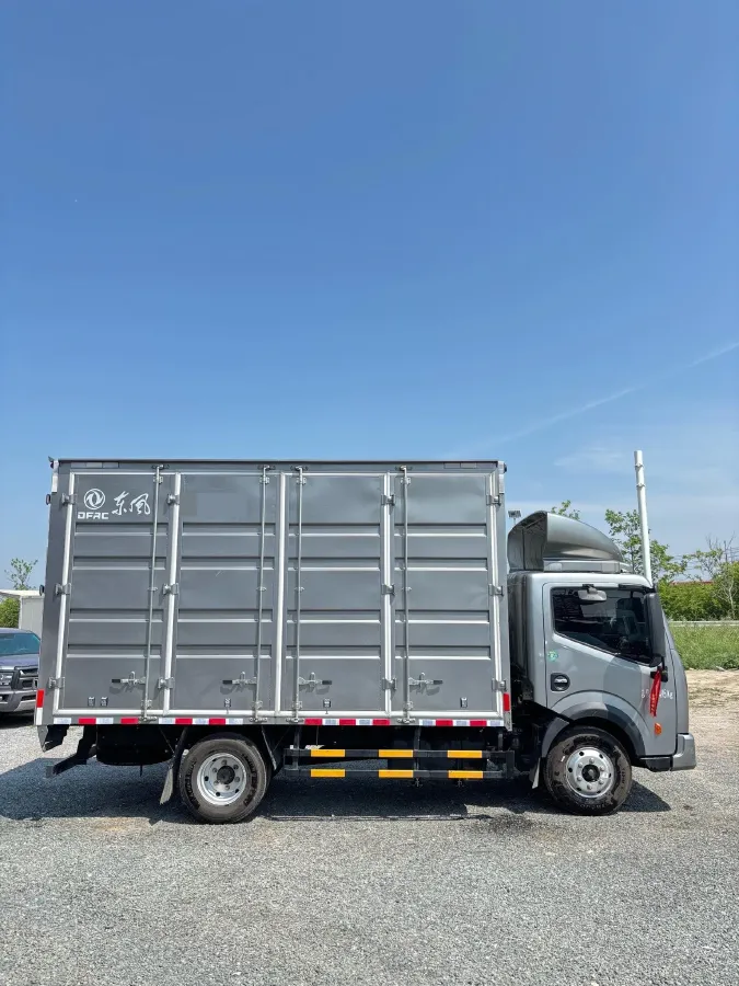 2018 Dongfeng RuiQi 2.4L 139HP L4 5MT,autocango,china used car exporter,china ev exporter,chinese used car exporter,chinese used ev exporter
