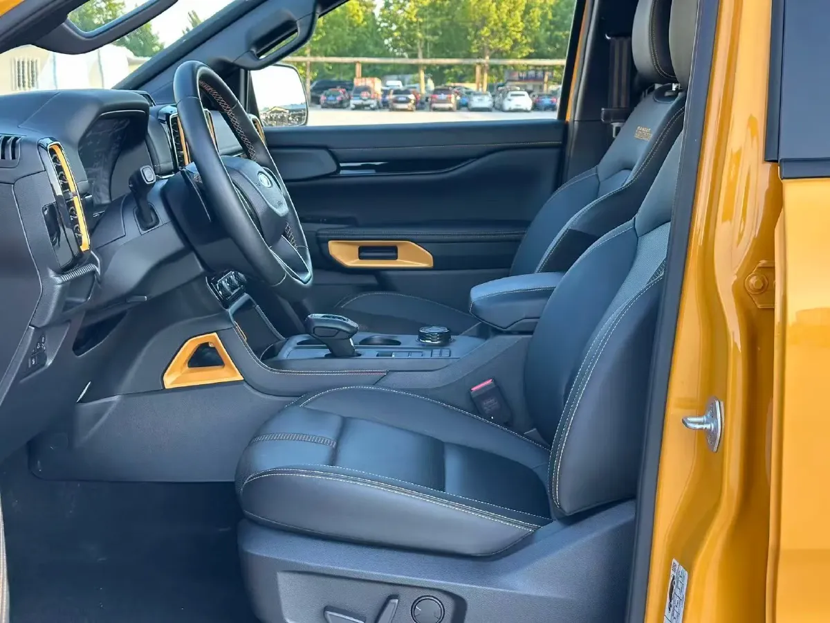 2023 Ford Ranger 2.3T 258HP L4 8AT,autocango,china used car exporter,china ev exporter,chinese used car exporter,chinese used ev exporter