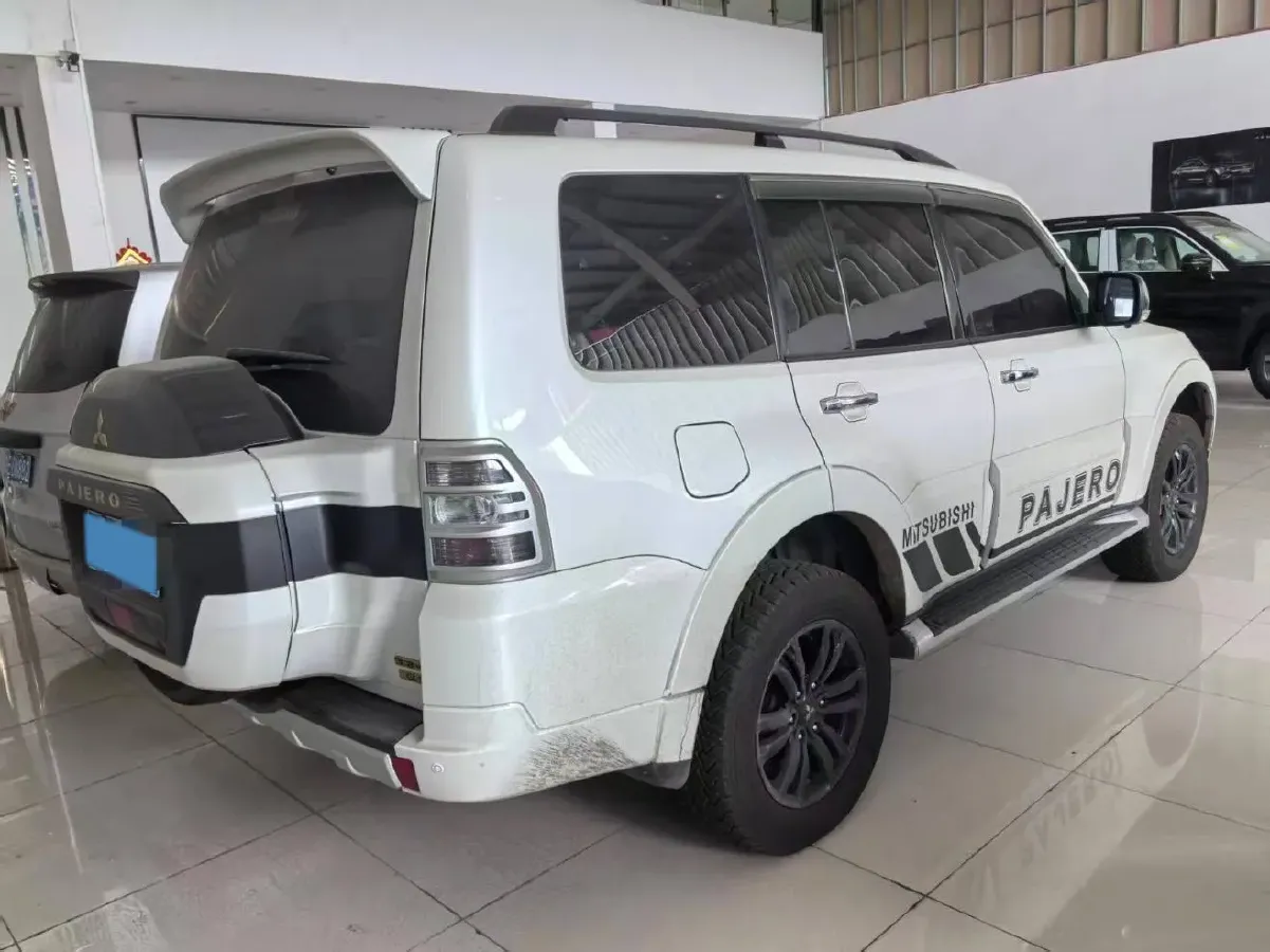 2017 Honda Jade 1.8L 141HP L4 5AT,autocango,china used car exporter,china ev exporter,chinese used car exporter,chinese used ev exporter