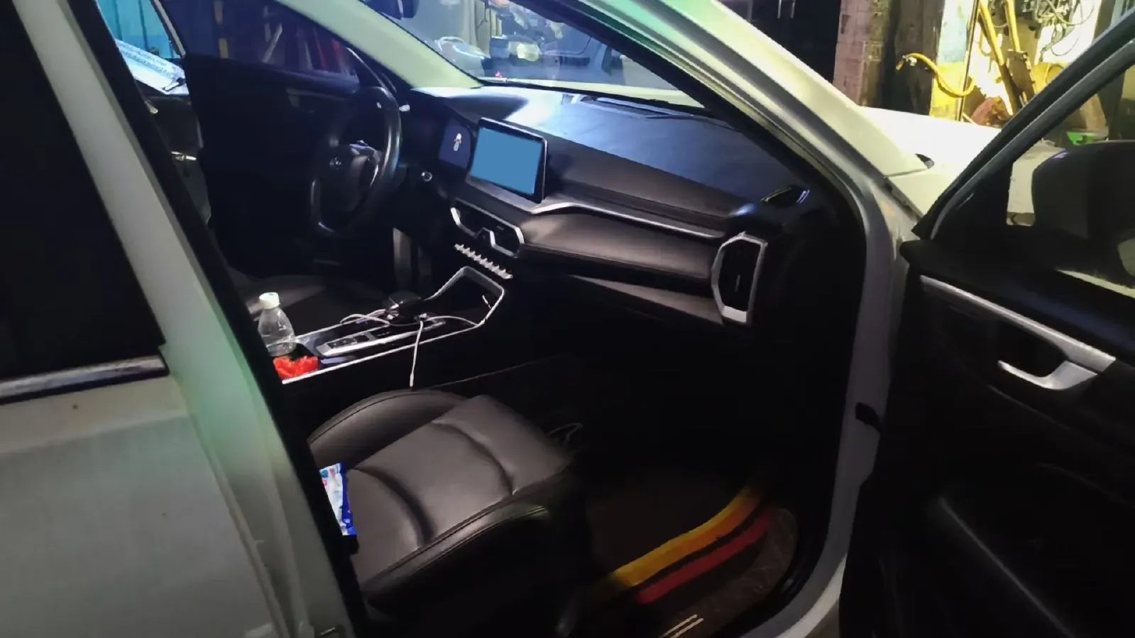 2021 KaiYi XuanJie Pro 1.5T 156HP L4 CVT,autocango,china used car exporter,china ev exporter,chinese used car exporter,chinese used ev exporter