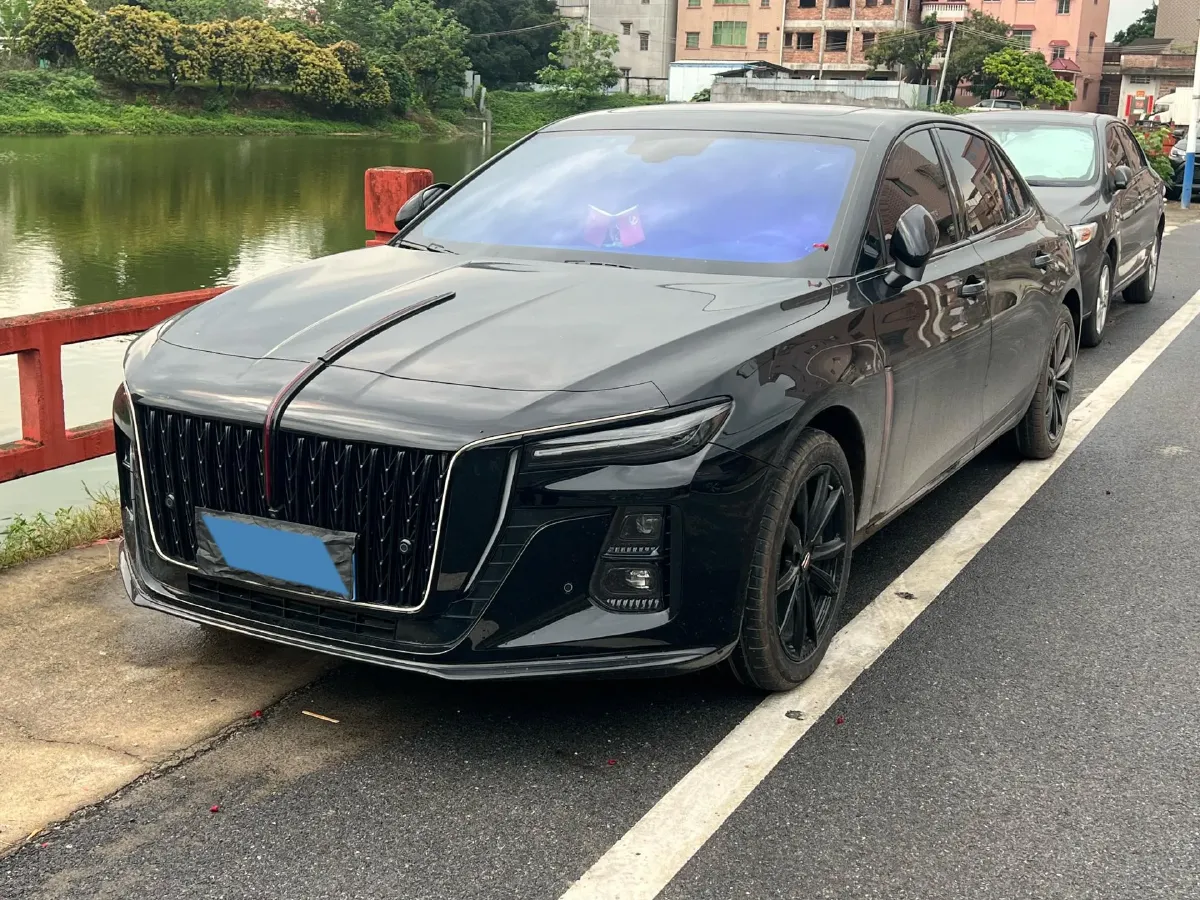 2025 HongQi H5 1.5T 169HP L4 7DCT,autocango,china used car exporter,china ev exporter,chinese used car exporter,chinese used ev exporter