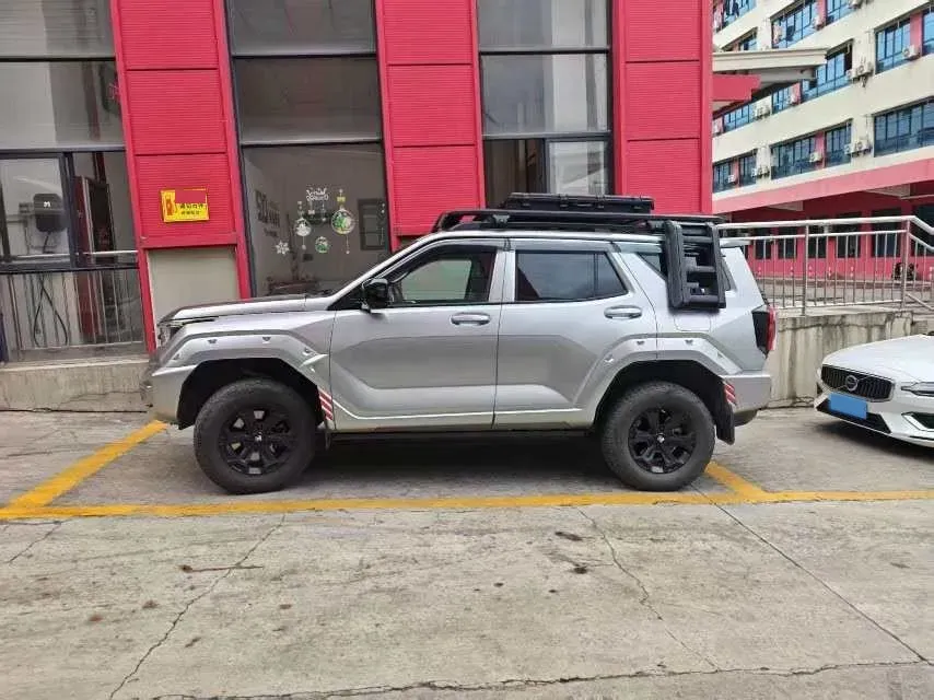 2024 Tank 400 2.0T 252HP L4 9AT PHEV 36.7/37.1KWH,autocango,china used car exporter,china ev exporter,chinese used car exporter,chinese used ev exporter