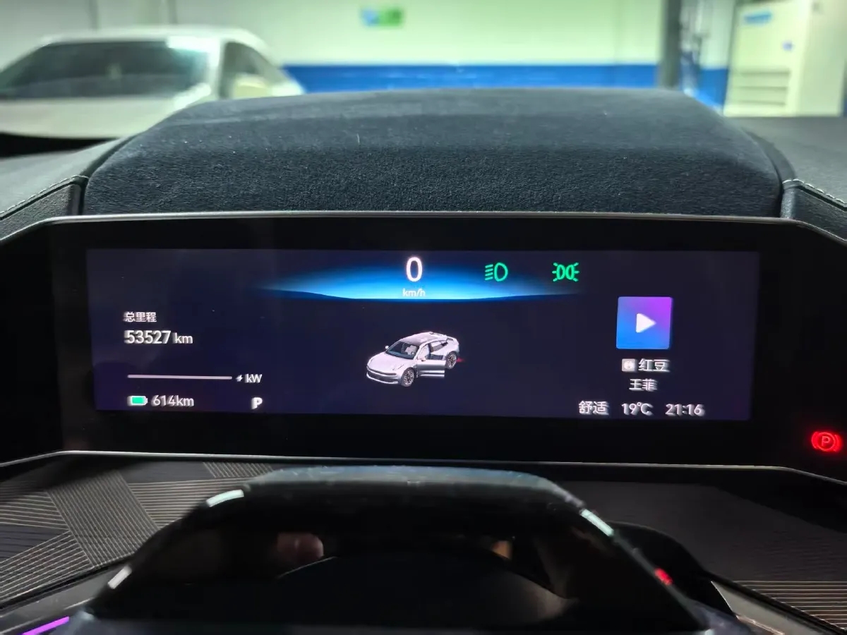 2022 Zeekr 001 BEV 100KWH,autocango,china used car exporter,china ev exporter,chinese used car exporter,chinese used ev exporter