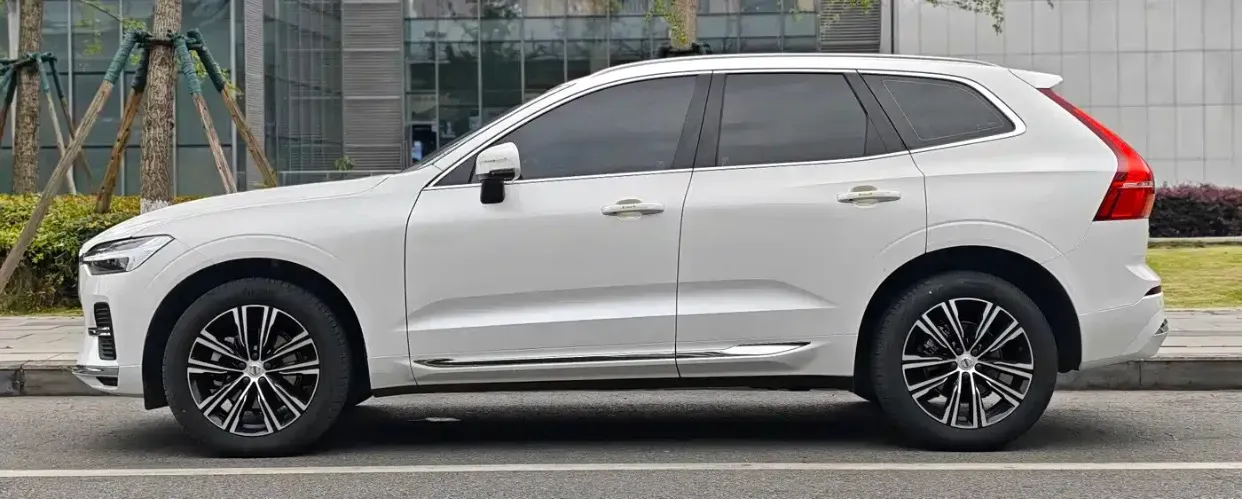 2023 Volvo XC60 2.0T 250HP L4 8AT,autocango,china used car exporter,china ev exporter,chinese used car exporter,chinese used ev exporter