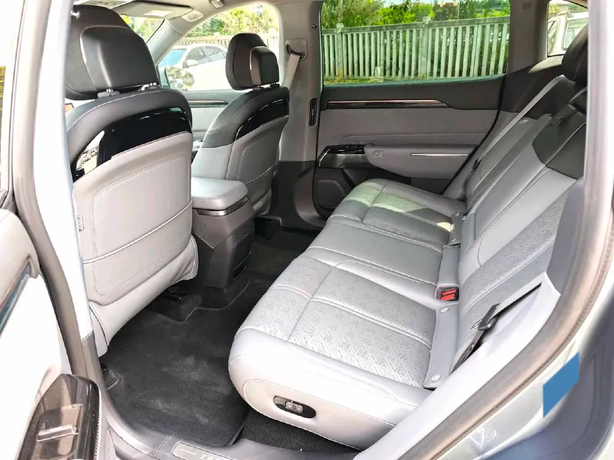 2025 Zeekr 7X BEV 100KWH,autocango,china used car exporter,china ev exporter,chinese used car exporter,chinese used ev exporter