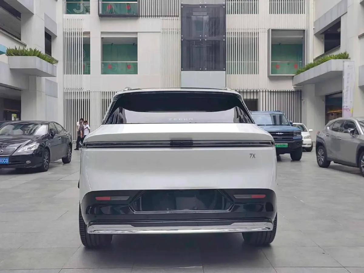 2025 Zeekr 7X BEV 100KWH,autocango,china used car exporter,china ev exporter,chinese used car exporter,chinese used ev exporter