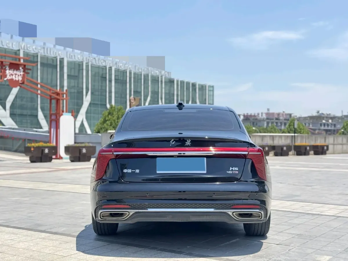 2024 HongQi H6 2.0T 224HP L4 8AT,autocango,china used car exporter,china ev exporter,chinese used car exporter,chinese used ev exporter