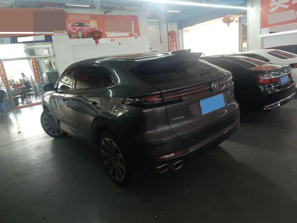 2021 ChangAn UNI-K 2.0T 233HP L4 8AT,autocango,china used car exporter,china ev exporter,chinese used car exporter,chinese used ev exporter