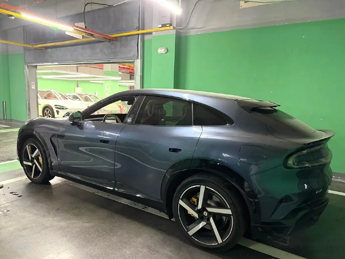 2025 MI YU7 BEV 101.7KWH,autocango,china used car exporter,china ev exporter,chinese used car exporter,chinese used ev exporter