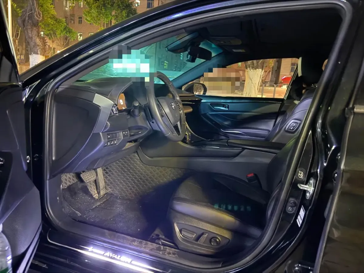 2023 Toyota Avalon 2.5L 207HP L4 8AT,autocango,china used car exporter,china ev exporter,chinese used car exporter,chinese used ev exporter