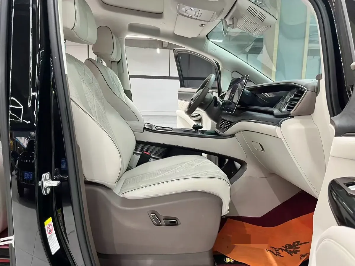 2023 Denza D9 1.5T 139HP L4 E-CVT PHEV 11.06KWH,autocango,china used car exporter,china ev exporter,chinese used car exporter,chinese used ev exporter