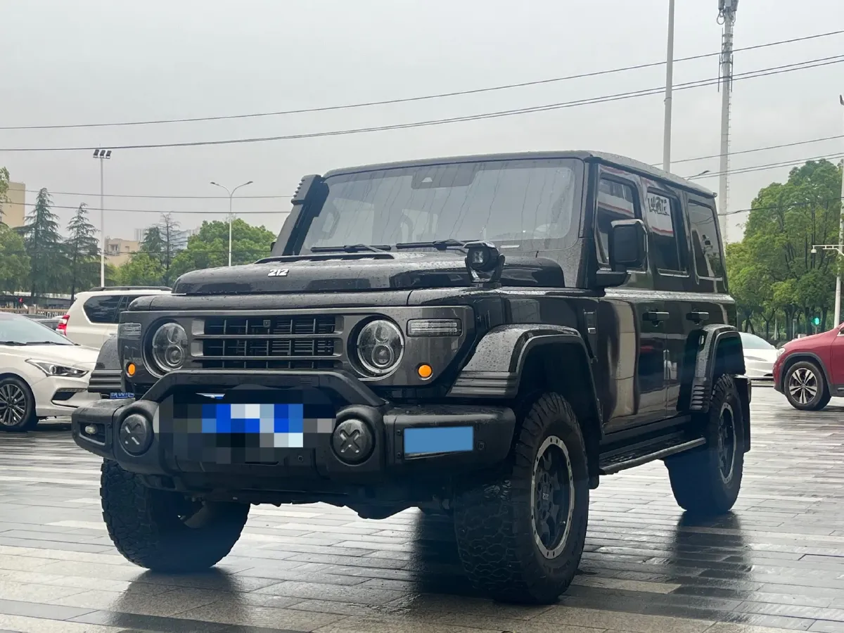 2025 212 212 T01 2.0T 252HP L4 8AT,autocango,china used car exporter,china ev exporter,chinese used car exporter,chinese used ev exporter