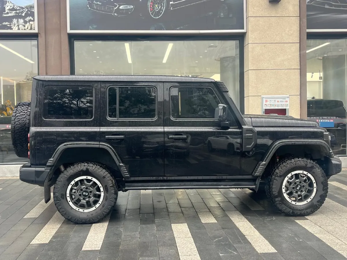 2025 212 212 T01 2.0T 252HP L4 8AT,autocango,china used car exporter,china ev exporter,chinese used car exporter,chinese used ev exporter
