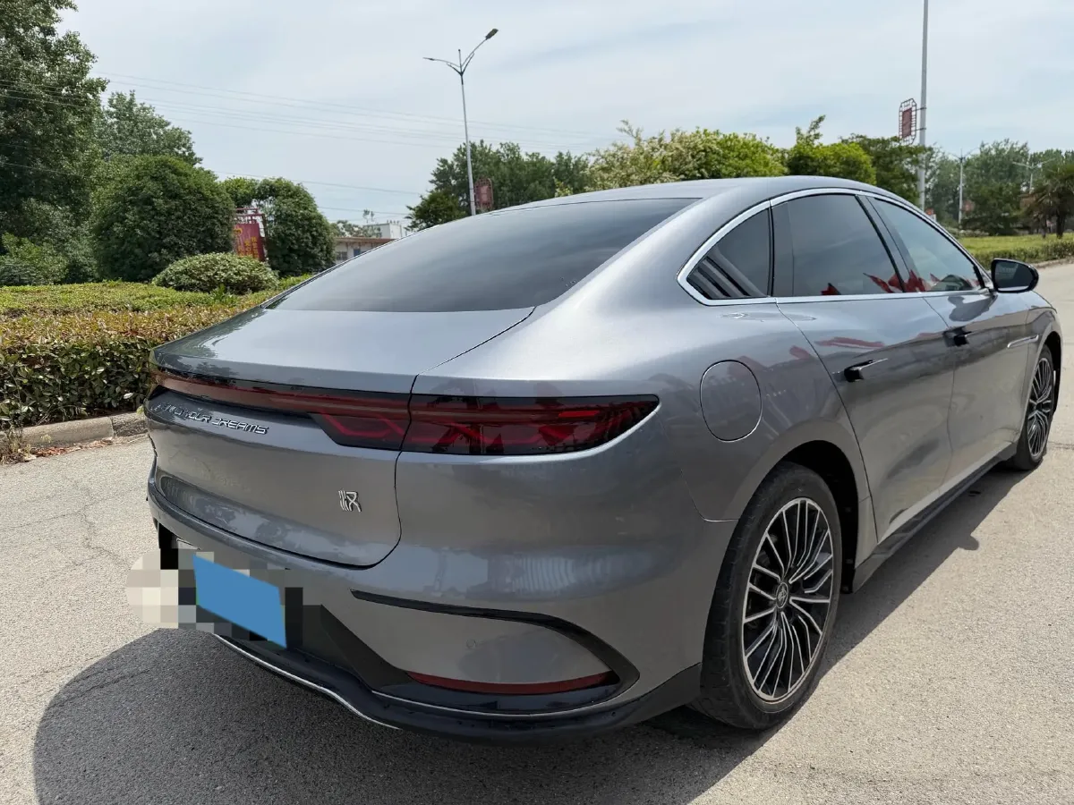2022 Volkswagen Tiguan L 2.0T 186HP L4 7DCT,autocango,china used car exporter,china ev exporter,chinese used car exporter,chinese used ev exporter
