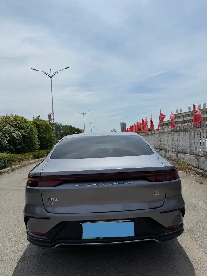2022 Volkswagen Tiguan L 2.0T 186HP L4 7DCT,autocango,china used car exporter,china ev exporter,chinese used car exporter,chinese used ev exporter