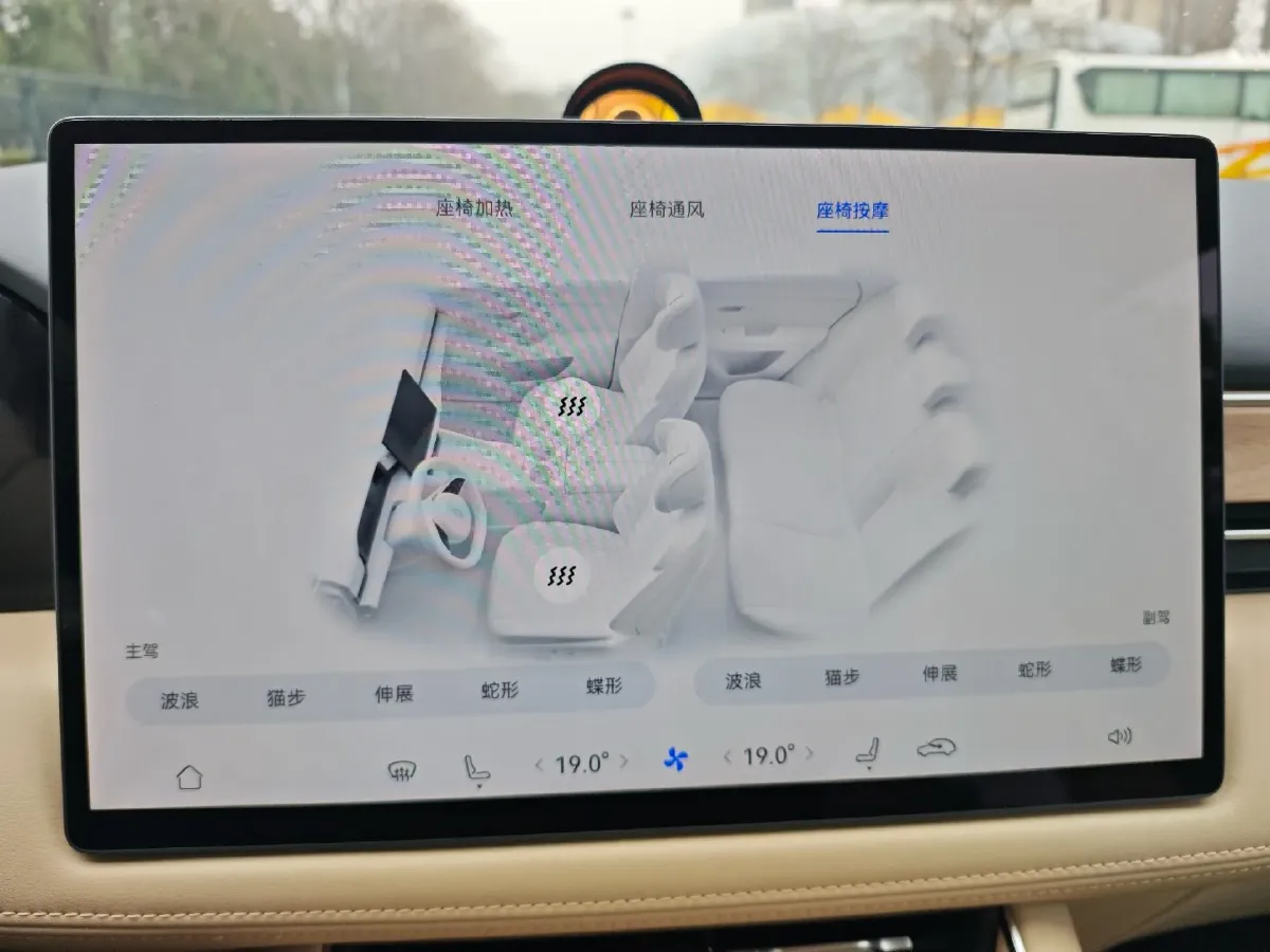 2025 AITO AITO M5 1.5T 152HP L4 REEV 42KWH,autocango,china used car exporter,china ev exporter,chinese used car exporter,chinese used ev exporter
