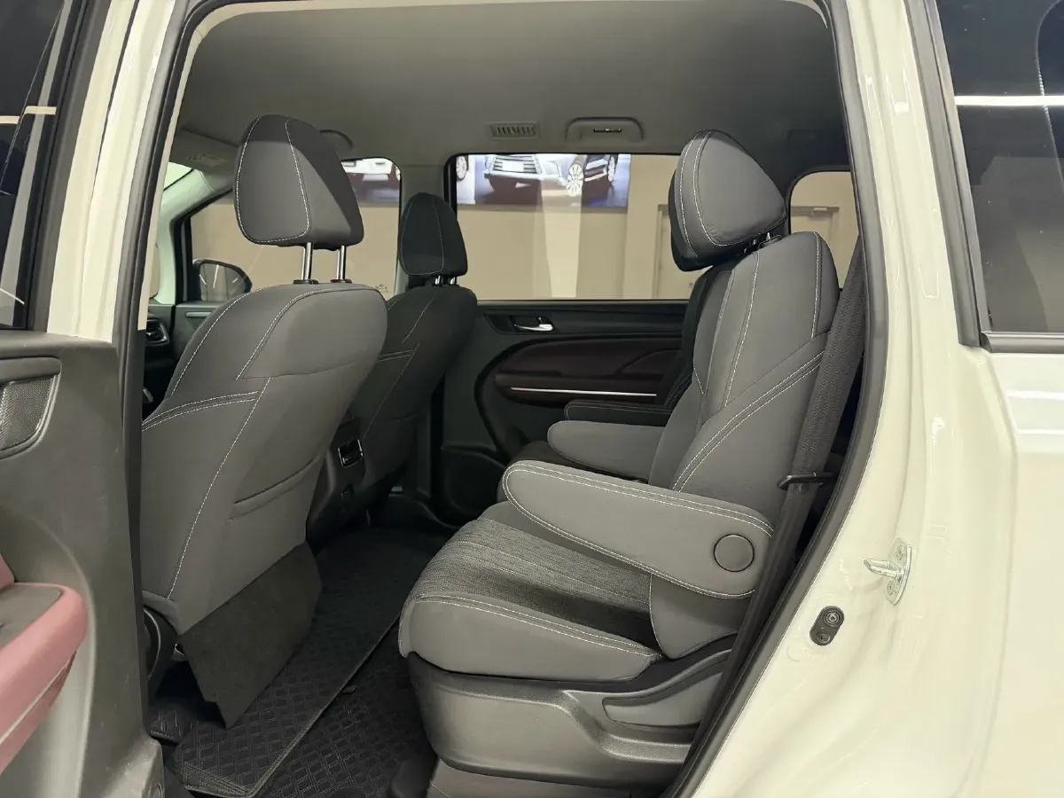 2021 GAC Trumpchi M6 1.5T 169HP L4 7DCT,autocango,china used car exporter,china ev exporter,chinese used car exporter,chinese used ev exporter
