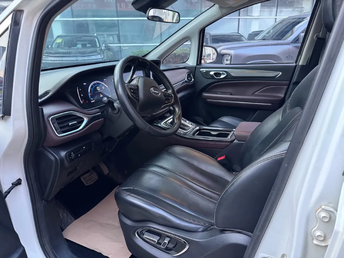 2023 GAC Trumpchi M6 1.5T 177HP L4 7DCT,autocango,china used car exporter,china ev exporter,chinese used car exporter,chinese used ev exporter