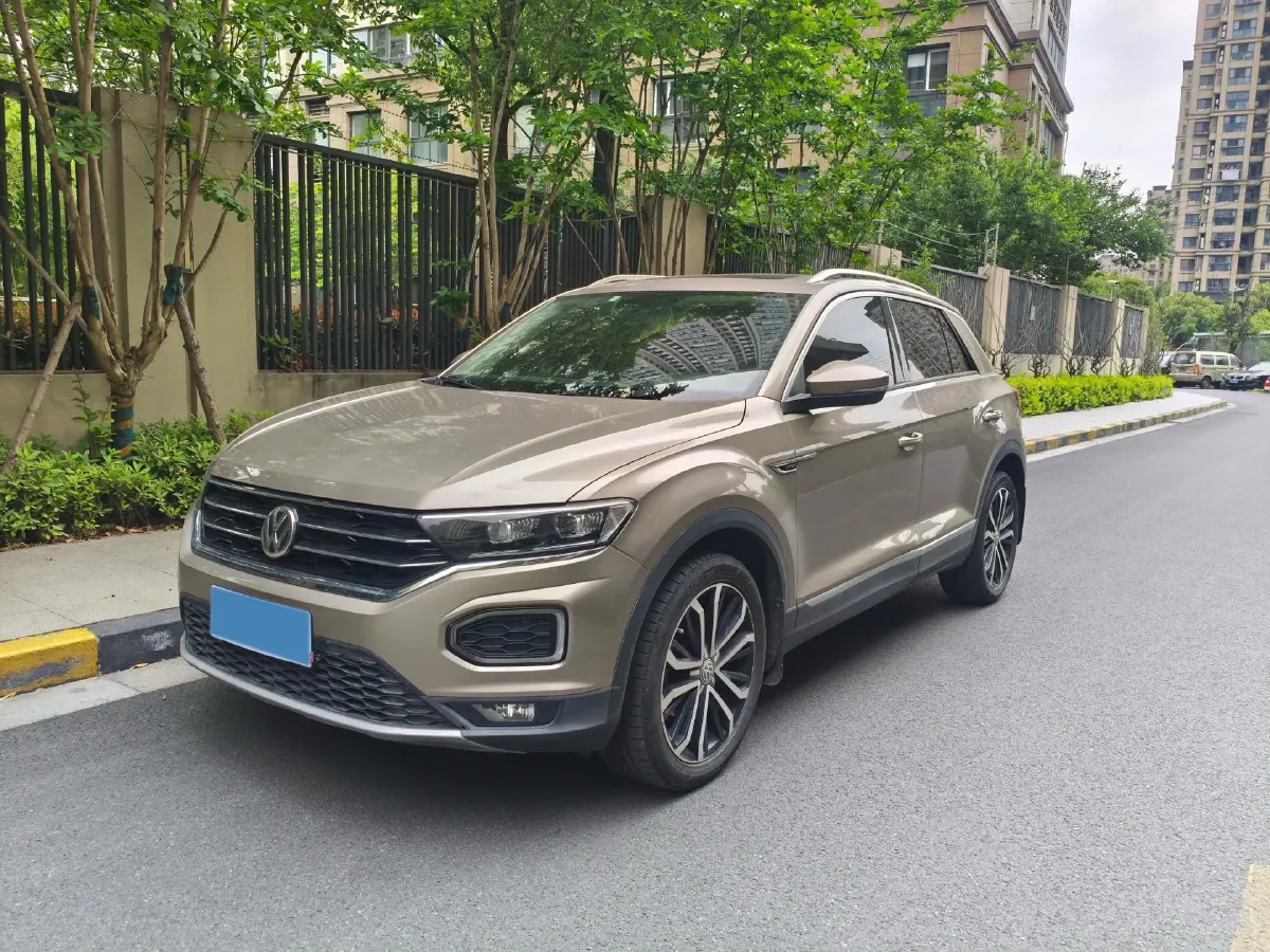 2018 Borgward BX7 2.0T 224HP L4 6AT,autocango,china used car exporter,china ev exporter,chinese used car exporter,chinese used ev exporter