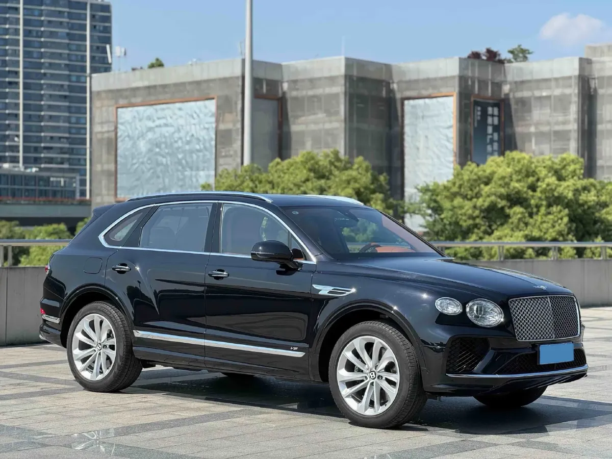 2021 Bentley Bentayga 4.0T 550HP V8 8AT,autocango,china used car exporter,china ev exporter,chinese used car exporter,chinese used ev exporter