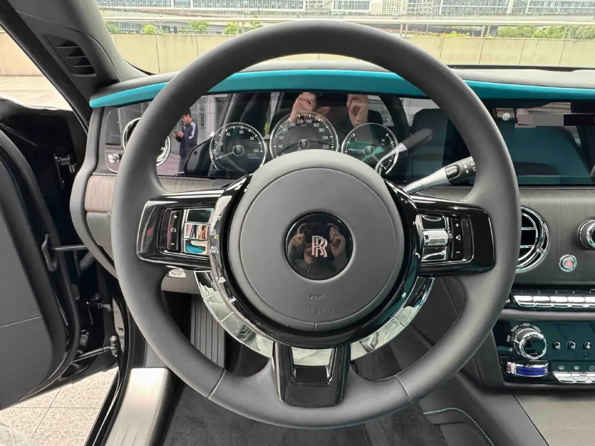 2021 Rolls-Royce Ghost 6.7T 571HP V12 8AT,autocango,china used car exporter,china ev exporter,chinese used car exporter,chinese used ev exporter