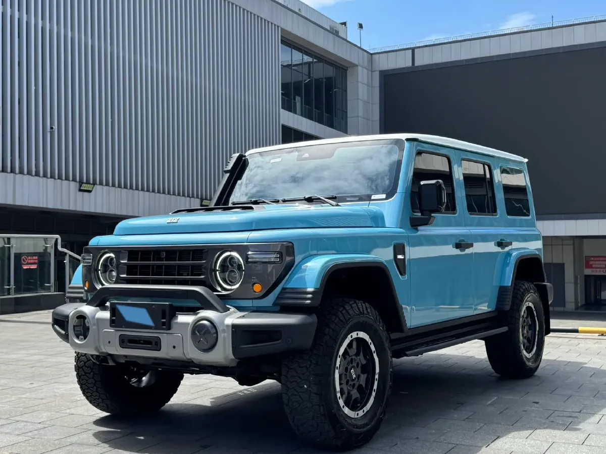 2025 212 212 T01 2.0T 252HP L4 8AT,autocango,china used car exporter,china ev exporter,chinese used car exporter,chinese used ev exporter