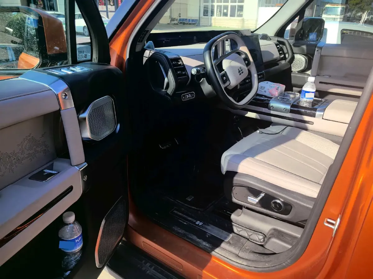 2025 Jetour Zongheng G700 2.0T 211HP L4 2DHT PHEV,autocango,china used car exporter,china ev exporter,chinese used car exporter,chinese used ev exporter