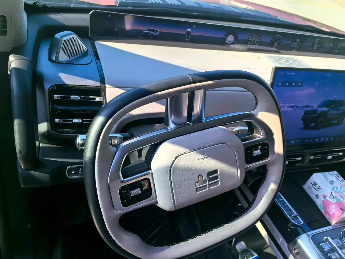 2025 Jetour Zongheng G700 2.0T 211HP L4 2DHT PHEV,autocango,china used car exporter,china ev exporter,chinese used car exporter,chinese used ev exporter
